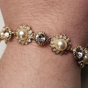 NWT Marchesa Gold-Tone Imitation Pearl & Crystal Link Bracelet